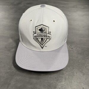 Mitchell & Ness Seattle Sounders FC Hat 7 1/2 Gray Silver Metal Eye MLS Soccer